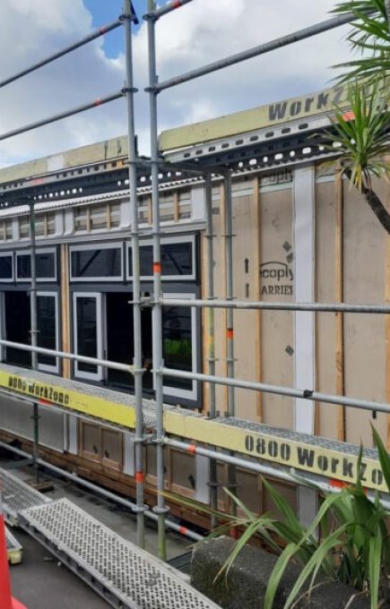 imgi_54_Lyall-Bay-School-MAIN-PHOTO-768x576